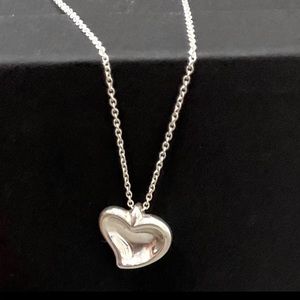 TIFFANY & CO STERLING ELSA PERETTI FULL HEART PENDANT NECKLACE